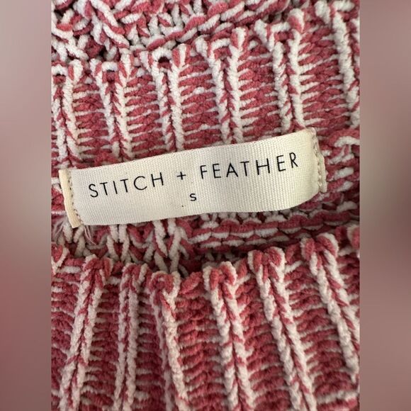 Stitch + Feather Cozy Danika Two Tone Sweater in Mauve Size S - Picture 10 of 13
